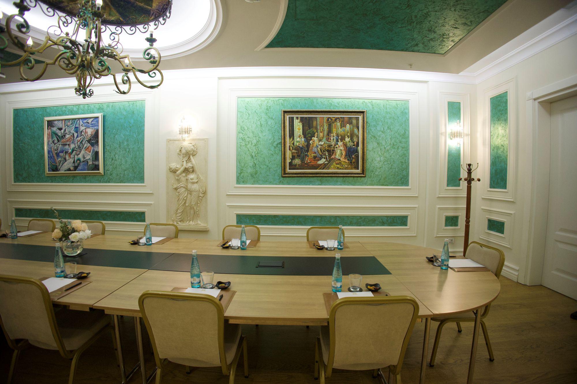 Imperial Room image