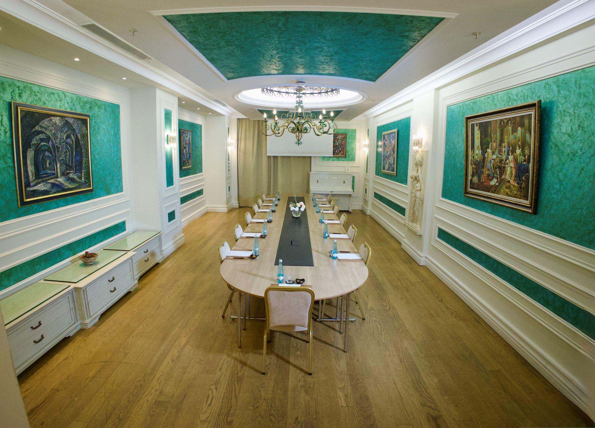 Imperial Room image