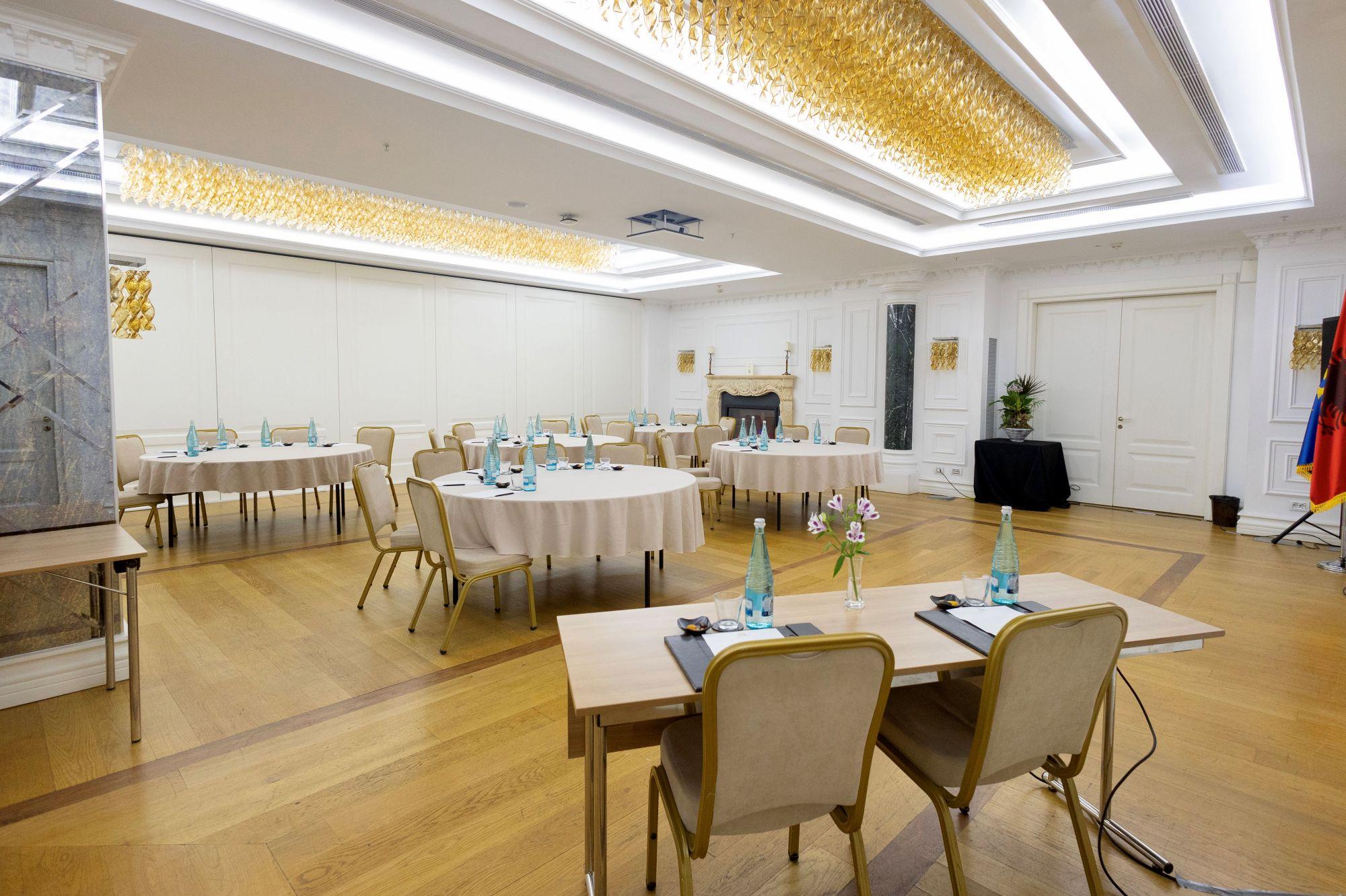 Grand Imperial Room image