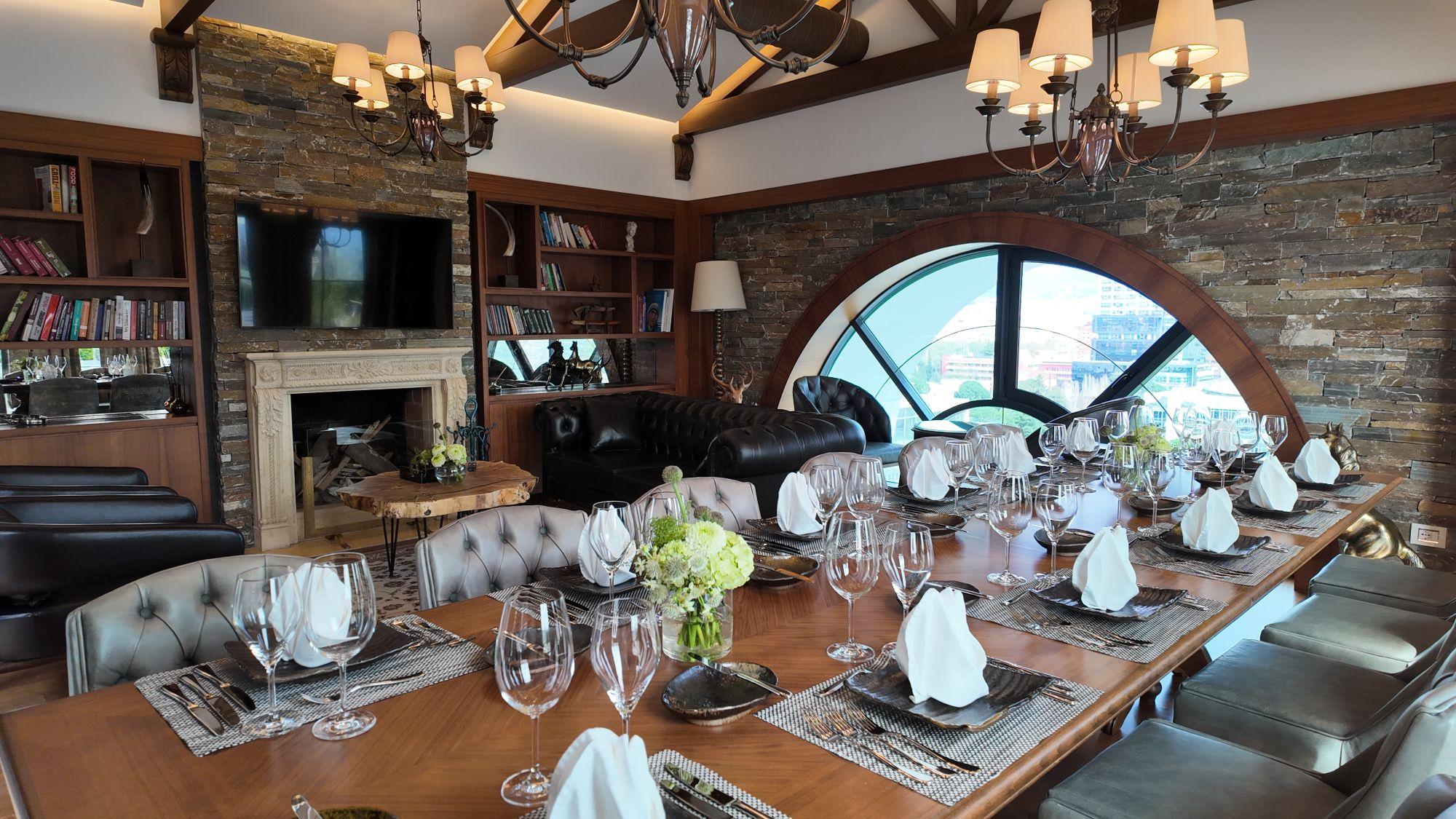 Churchill Room image