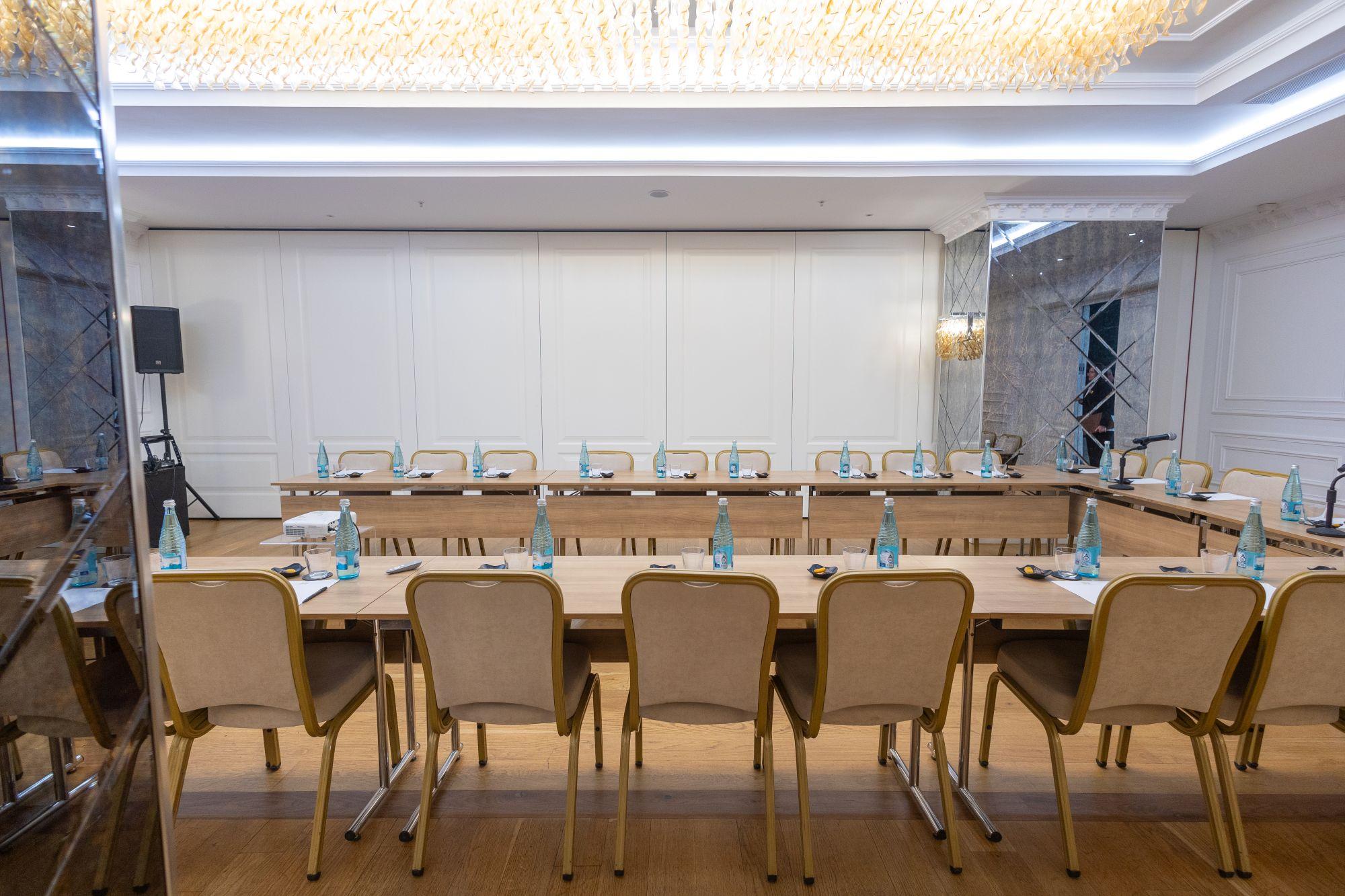 Grand Imperial Room image
