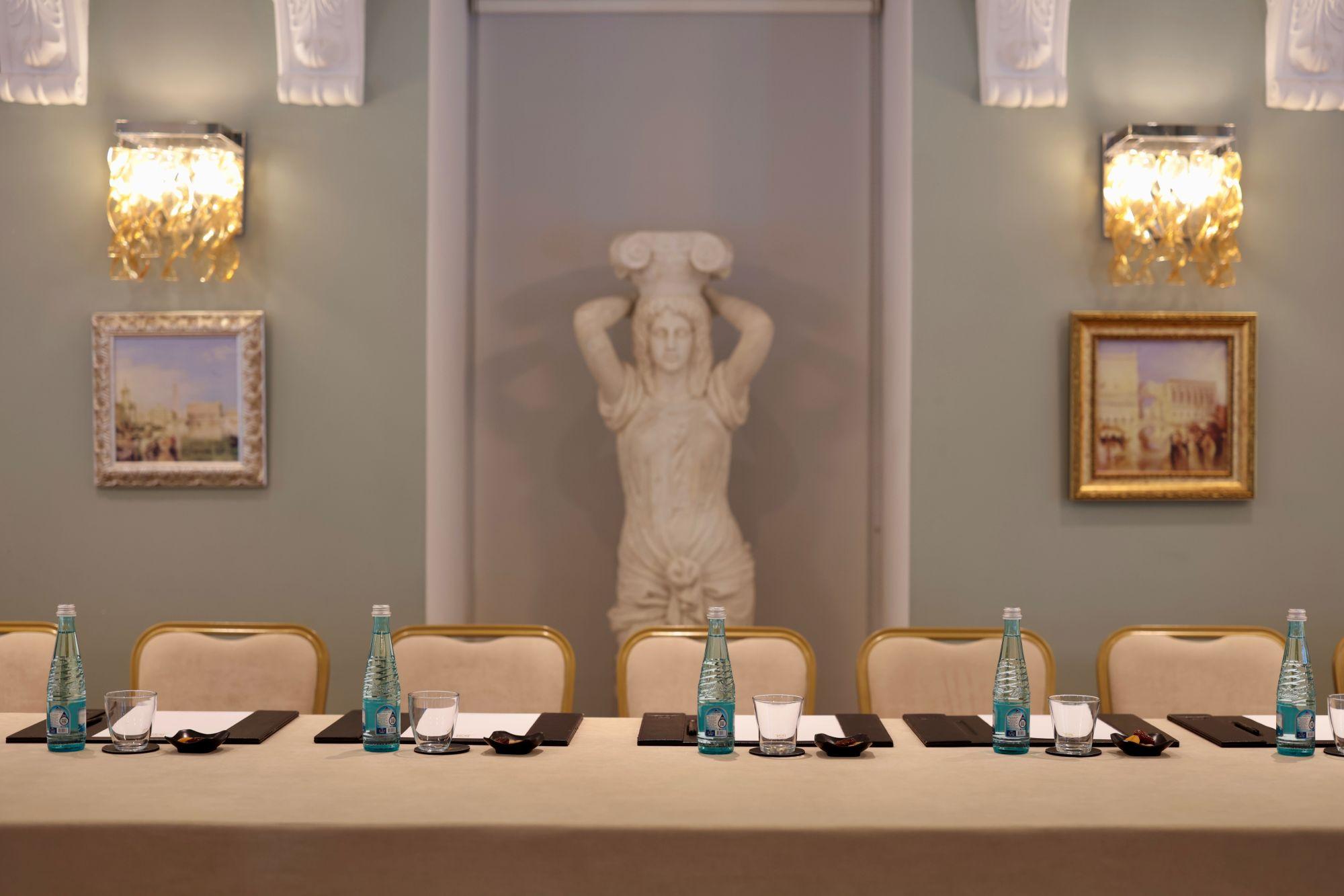 Foyer Room image