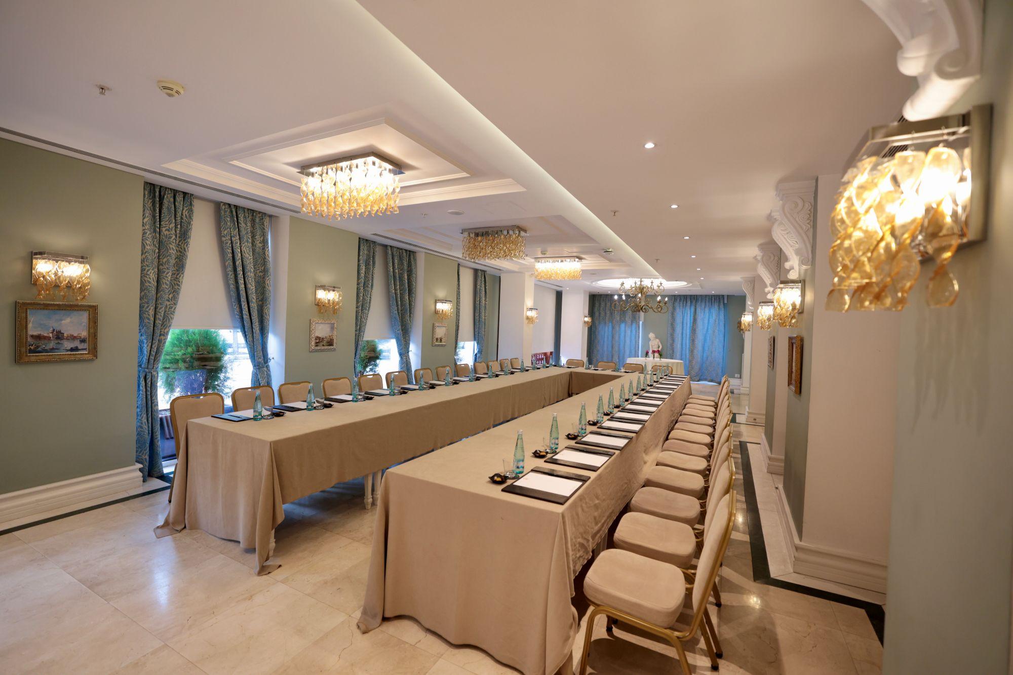 Foyer Room image